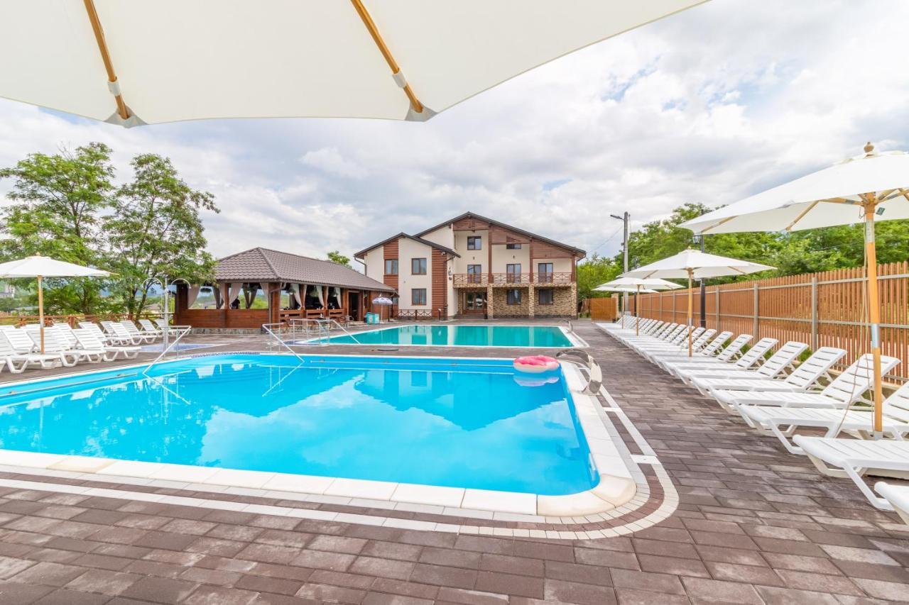 Sofion Hotel&Resort Solotvyno Ngoại thất bức ảnh